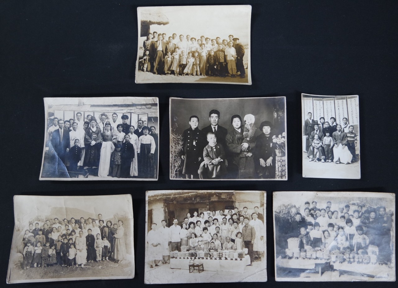 1950~60년대의 가족의 환갑, 결혼 등 중요행사 시의 단체사진